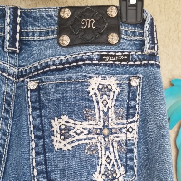 💜 Miss Me jeans 💜 - Picture 6 of 8